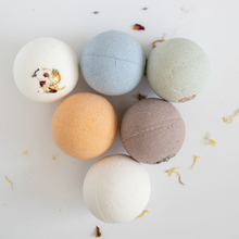 Load image into Gallery viewer, 6 Pack Bath Bomb Bundle
